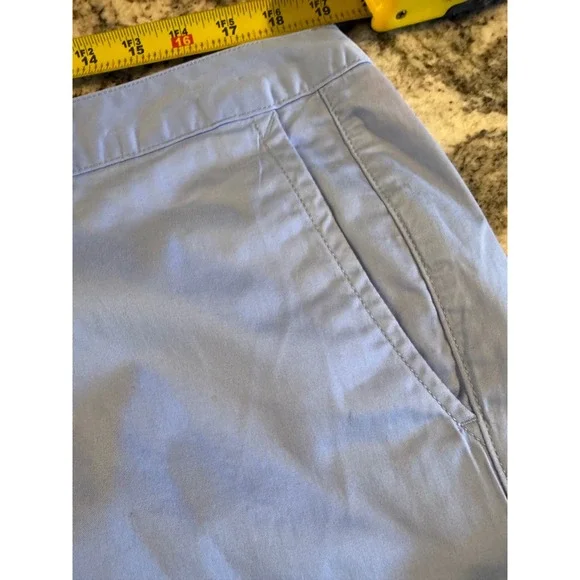 LL Bean Favorite Fit Chino Shorts Womens 18 Light Blue Summer Cotton Casual 6in - Picture 4 of 7